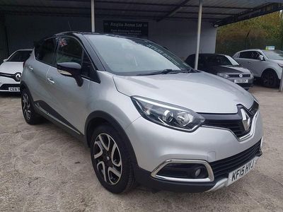 Silver/black Used 2015 Renault Captur Signature SUV | £3,890 (Fair price)