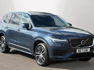 Used Volvo XC90 Momentum 235 HP (172 kW) 2021 Blue SUV