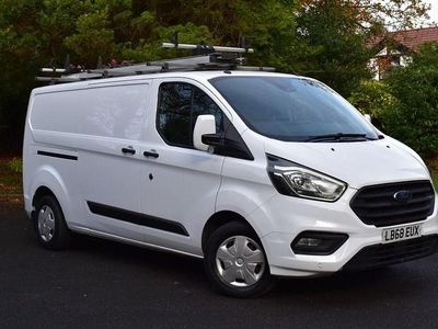White Used 2019 Ford Transit Custom Trend Van | £9,750 (Super price)
