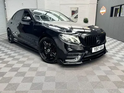 Käytetty Mercedes E43 AMG AMG 2017 Musta Sedan
