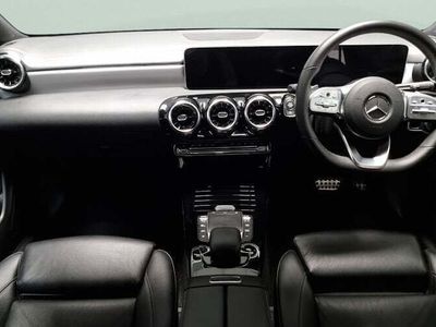 Mercedes CLA180