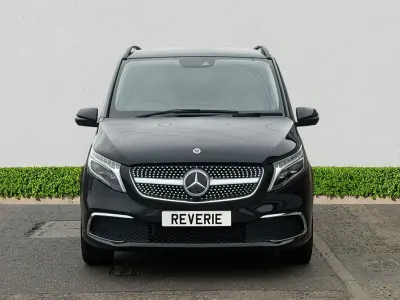 Używany Mercedes V220 163 KM (119 kW) 2022 Czarny Minivan