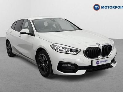Used BMW 118 Sport Line 2022 White Hatchback