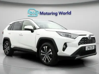 Used Toyota RAV4 Hybrid 219 HP (161 kW) 2019 SUV