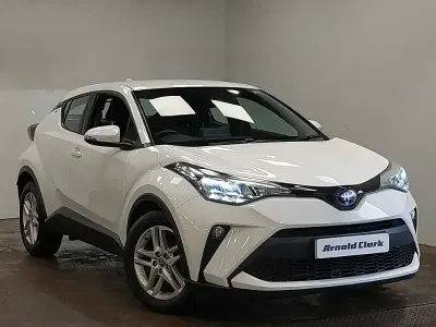 Second-hand Toyota C-HR 122 CP (89 kW) 2023 Alb SUV