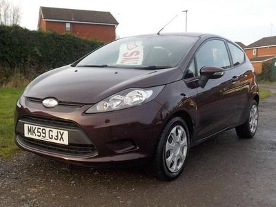 Red Used 2009 Ford Fiesta Style Hatchback | £1,995 (Fair price)