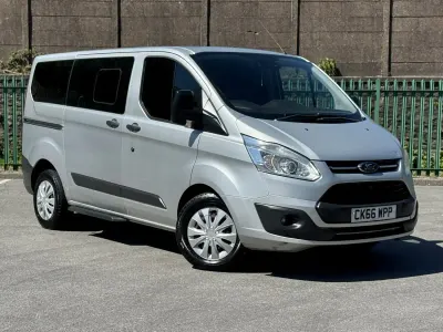 Used Ford Tourneo Custom Zetec 2016 Silver Van