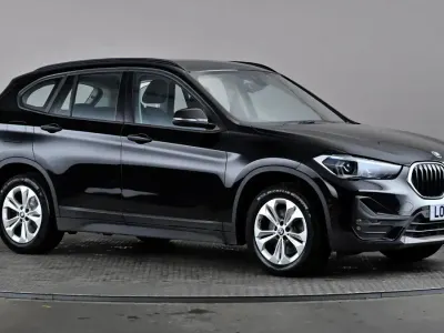Begagnad BMW X1 Comfort Edition 190 HK (139 kW) 2022 Svart SUV