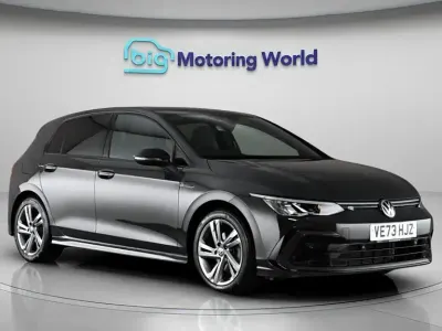 Używany VW Golf VIII R-line 150 KM (110 kW) 2024 Szary Hatchback