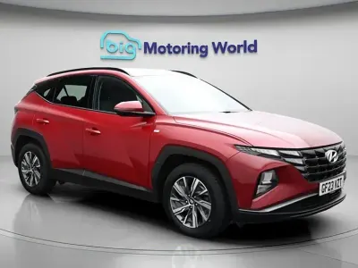Begagnad Hyundai Tucson SE 150 HK (110 kW) 2023 Röd SUV