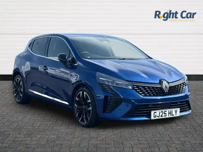 Used Renault Clio Techno 90 HP (66 kW) 2025 Blue  Hatchback