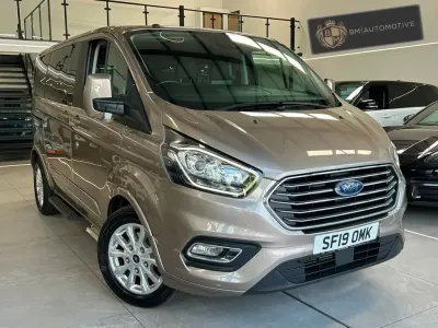 Used Ford Tourneo Custom Titanium 2019 Silver Van