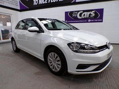 White Used 2019 VW Golf VII S Hatchback | £9,240 (Fair price)