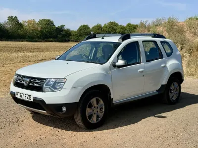 Used Dacia Duster Lauréate 2018 White SUV