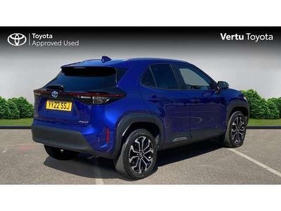 Used Toyota Yaris Cross Design 113 HP (83 kW) 2022 Blue SUV