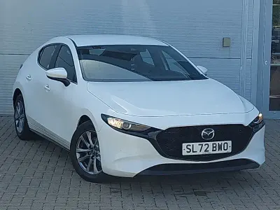 Used Mazda 3 122 HP (89 kW) 2022 White Hatchback