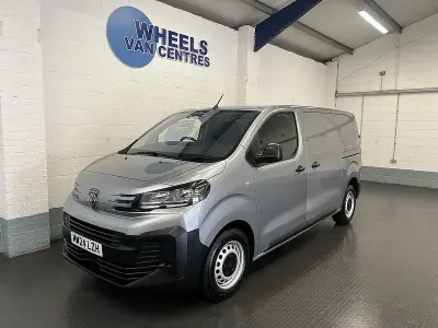 Begagnad Peugeot Expert 2024 Grå Van