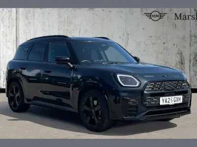 Usado Mini Countryman Sport 168 CV (123 kW) 2025 Gris SUV