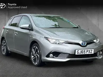 Used Toyota Auris Hybrid