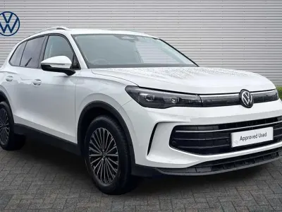 Second-hand VW Tiguan Match 147 CP (108 kW) 2025 Alb SUV