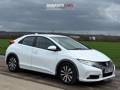 Used Honda Civic EX 120 HP (88 kW) 2013 White Hatchback