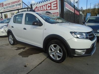 used Dacia Sandero Stepway (2014/64)0.9 TCe Laureate 5d