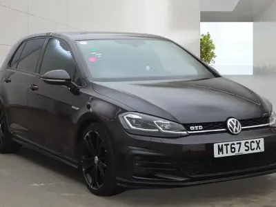 Used VW Golf VII GTD 184 HP (135 kW) 2017 Maroon Hatchback