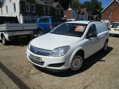 Used Vauxhall Astra Club 2012 White Van