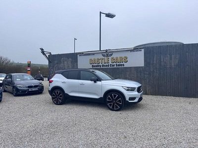 Used Volvo XC40 R-Design Pro 150 HP (110 kW) 2019 Silver SUV