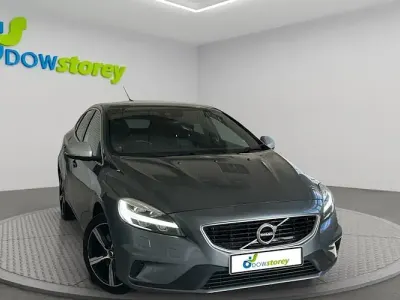 Used Volvo V40 R-Design 122 HP (89 kW) 2018 Grey Hatchback