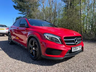 Käytetty Mercedes GLA220 AMG line 170 HP (125 kW) 2014 Punainen Katumaasturi