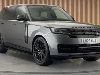 Used Land Rover Range Rover HSE 400 HP (294 kW) 2023 Eiger grey SUV