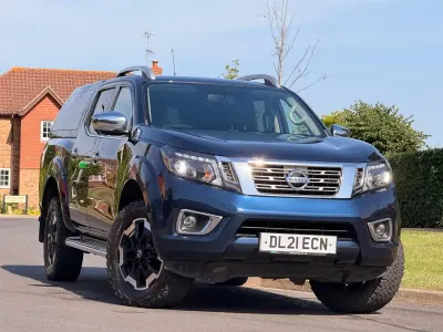 Used Nissan Navara Tekna 190 HP (139 kW) 2021 Blue Pickup