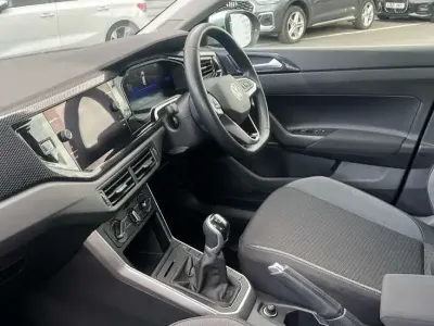 Second-hand VW Taigo Life 95 CP (69 kW) 2023 Argintiu SUV