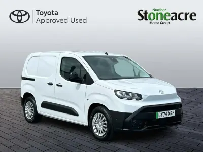 Used Toyota Proace 50 kW (68 HP) 2024 White MPV