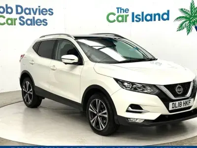 Used Nissan Qashqai N-Connecta 110 HP (80 kW) 2018 White SUV