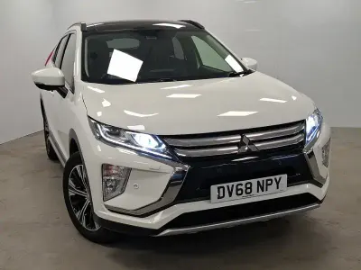 Used Mitsubishi Eclipse 163 HP (119 kW) 2018 White Hatchback