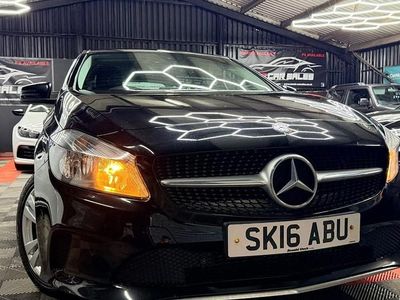 Usado Mercedes A180 Executive 109 HP (80 kW) 2016