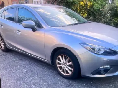 Used Mazda 3 120 HP (88 kW) 2016 Hatchback