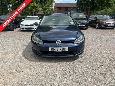Used VW Golf VII SE 105 HP (77 kW) 2013 Blue Hatchback