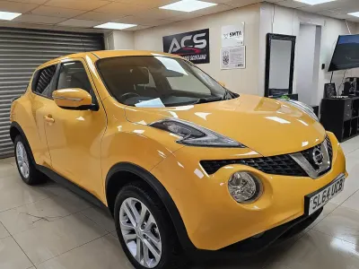 Used Nissan Juke Acenta Premium 110 HP (80 kW) 2015 Yellow SUV