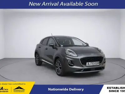 Usado Ford Puma Titanium 125 HP (91 kW) 2020 Cinzento SUV