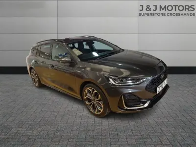Used Ford Focus ST-Line 125 HP (91 kW) 2022 Grey Estate