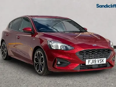 Second-hand Ford Focus ST-Line X 125 CP (91 kW) 2019 Roșu Hatchback