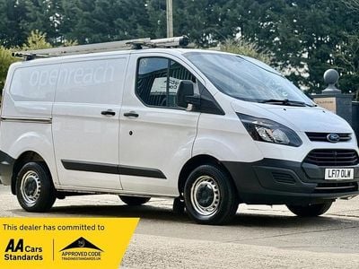 Used Ford Transit Custom 105 HP (77 kW) 2017 White Van