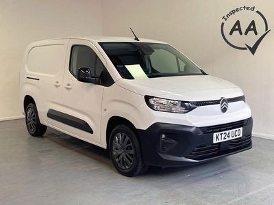 Used Citroën Berlingo 100 HP (73 kW) 2024 White MPV