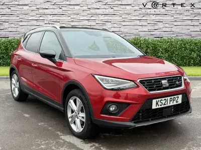 Używany Seat Arona FR 110 KM (80 kW) 2021 Czerwony SUV