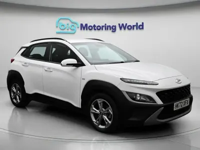 Second-hand Hyundai Kona SE 120 CP (88 kW) 2022 Alb SUV