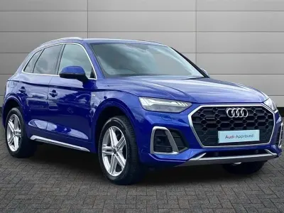Second-hand Audi Q5 S-Line 204 CP (150 kW) 2023 Albastru SUV