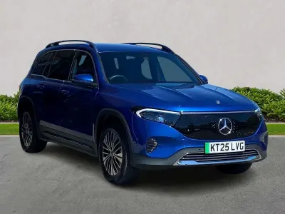 Usado Mercedes EQB250+ Executive 139 kW (190 HP) 2025 Azul SUV